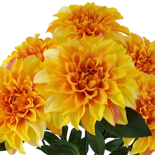 19" Dahlia Bush by Ashland